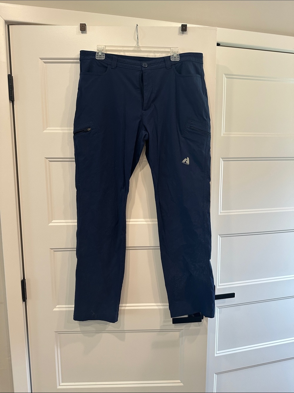 Eddie Bauer Dark Navy Straight-Leg Outdoor Pants